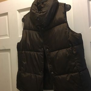 Chocolate Brown puffer vest large
